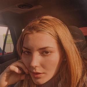 Meet your Posher, Molly